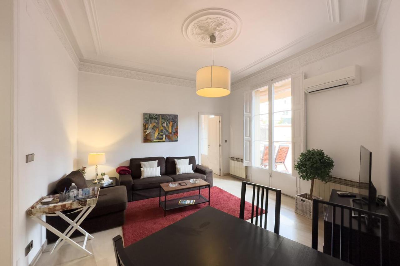 ApartEasy - Passeig de Gracia Barcelona Exterior foto