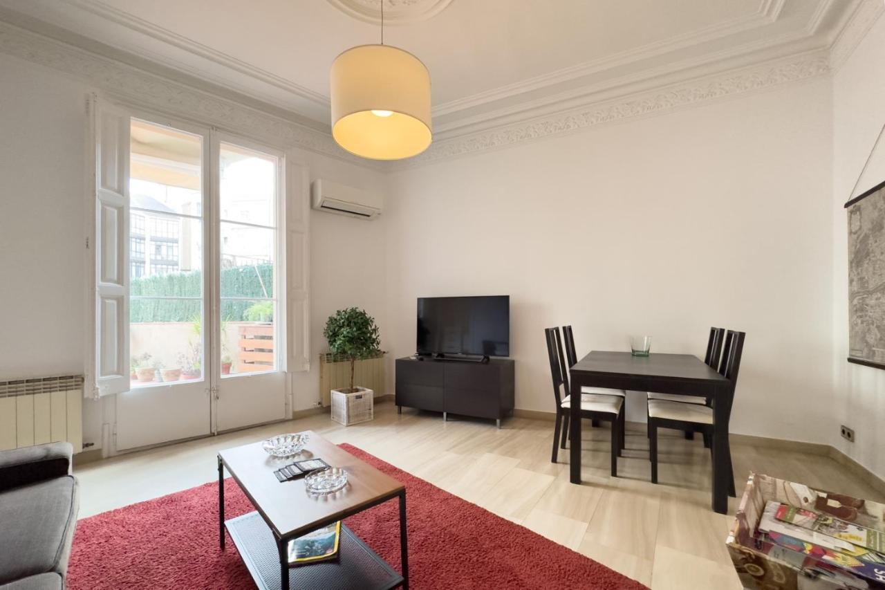 ApartEasy - Passeig de Gracia Barcelona Exterior foto