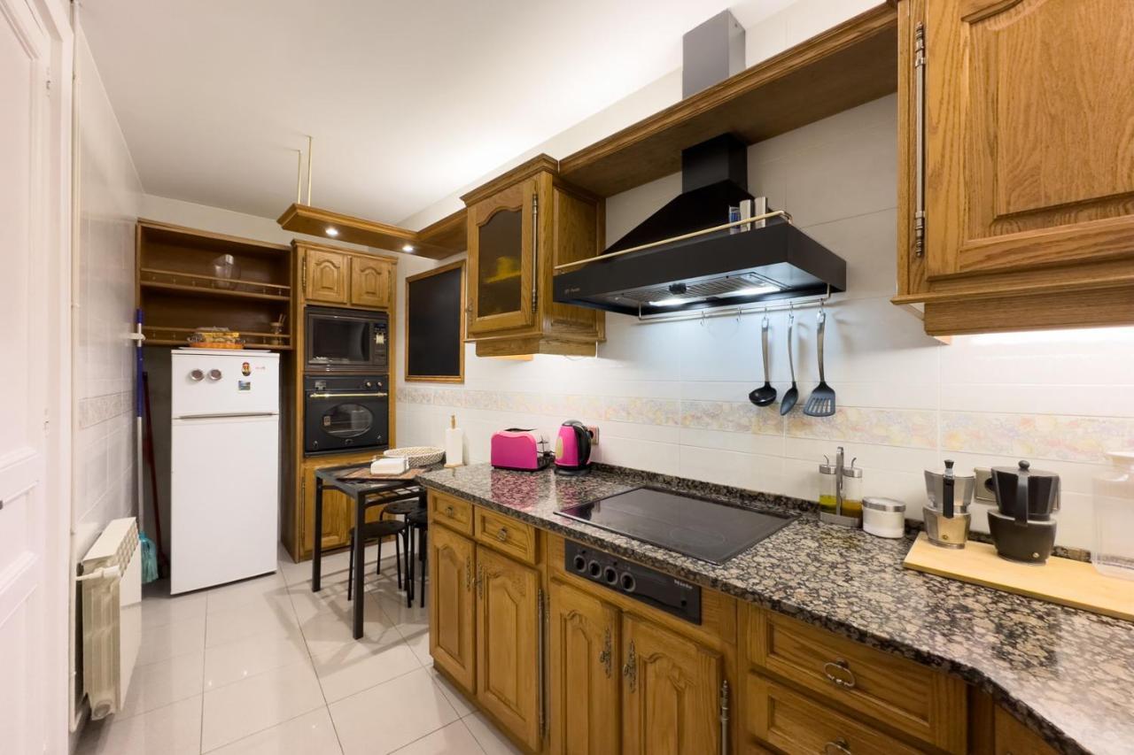ApartEasy - Passeig de Gracia Barcelona Exterior foto