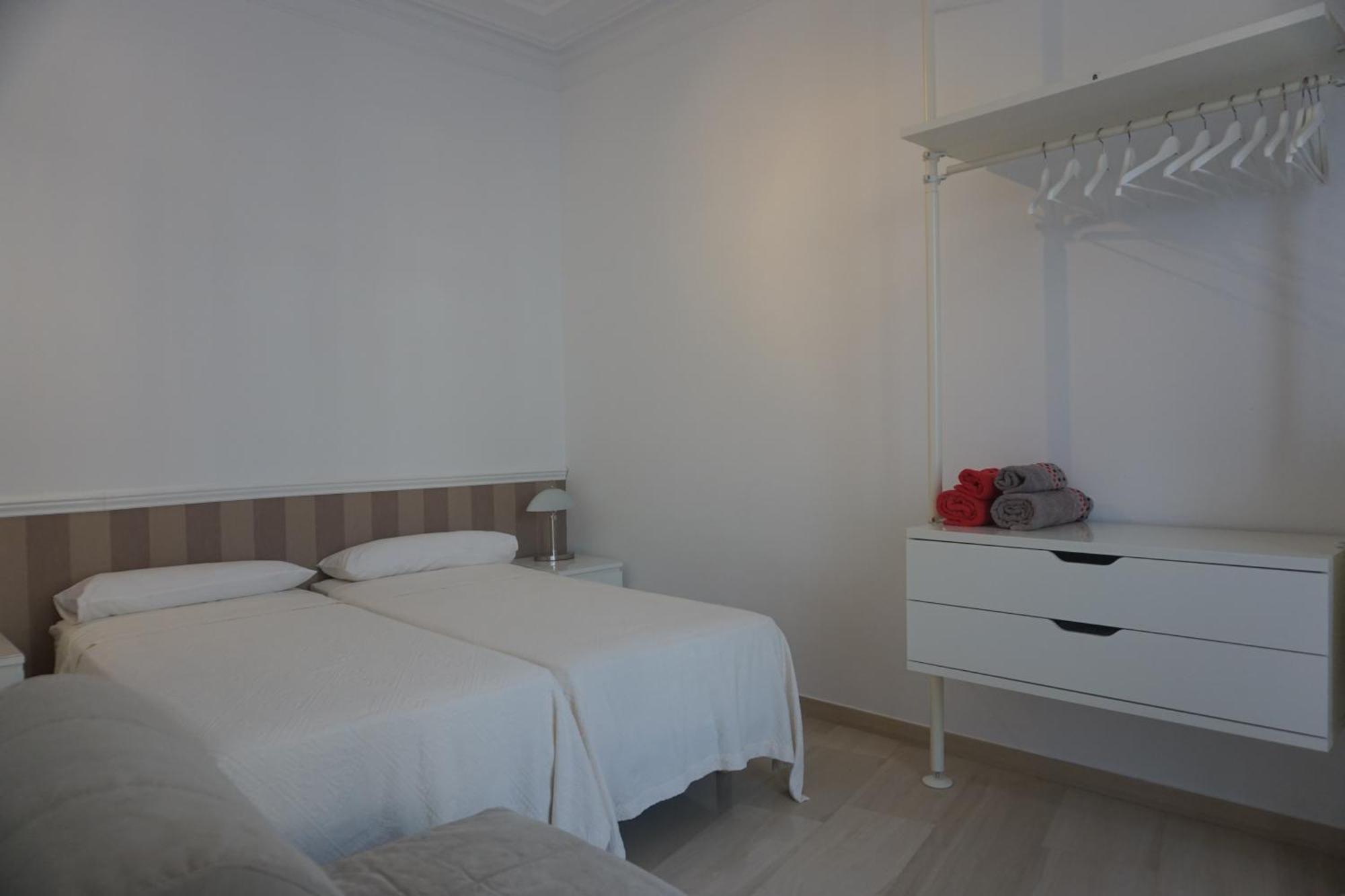 ApartEasy - Passeig de Gracia Barcelona Exterior foto